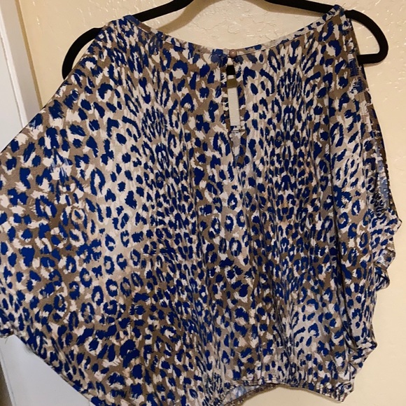 | Cheetah Print Shirt | - Picture 2 of 4